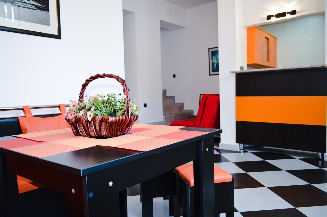Deluxe Apartment Тбилиси Экстерьер фото