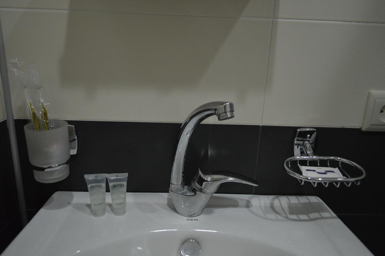 Deluxe Apartment Тбилиси Экстерьер фото